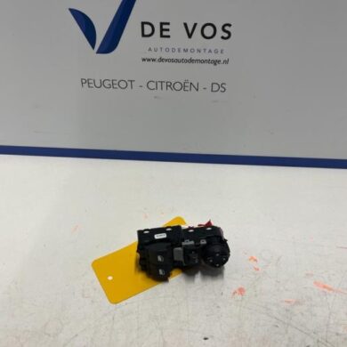 Peugeot 308 1.2 12V VTi PureTech 82 Combischakelaar ramen 2014 96783350ZD