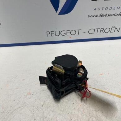 Peugeot 206 1.4 XR,XS,XT,Gentry Seatbelt tensioner, right 2000 8973G1-8974GS