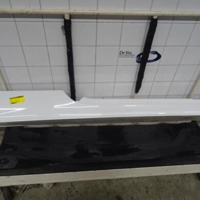 Peugeot RCZ  Side skirt, right 2012 7010AQ