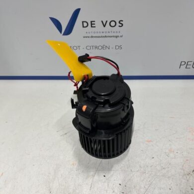 Peugeot 308 1.5 Blue HDi 130 16V Heizung Belüftungsmotor 2021 9837609380