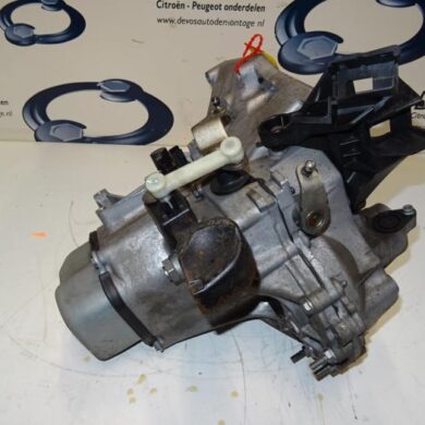 Citroen C3 1.2 VTi 82 12V Versnellingsbak HM01-HMZ 2015 9803846280-9678376580-1606864380-1608995480 20CR15
