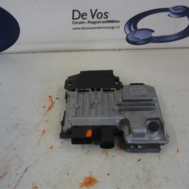 Peugeot 208  Start/Stop computer HNZHN01 2016 9810858280