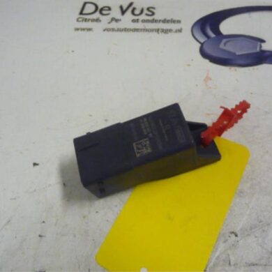 Peugeot 508  Voorgloei Relais 2014 9803299780