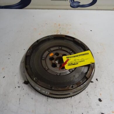 Peugeot 308  Flywheel 2015 9806761080