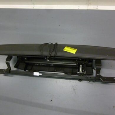 Peugeot 207 1.6 16V Convertible cover 2007 8484T3