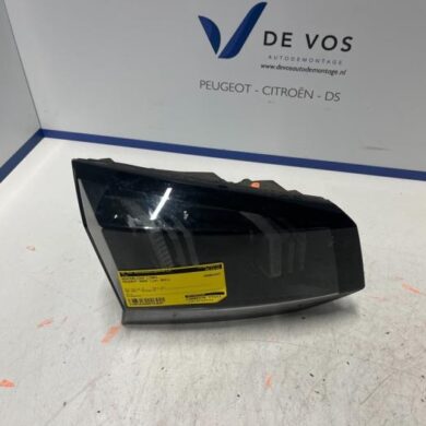 Peugeot 5008  Achterlicht links 2021 9836231880