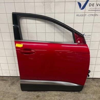 Peugeot 3008 1.2 12V PureTech Hybrid 48V Front door 4-door, right 2022 9812306280