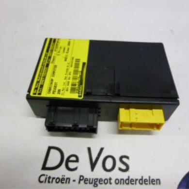 Peugeot 206 2.0 16V Convertible computer RFN 2004 8446H1