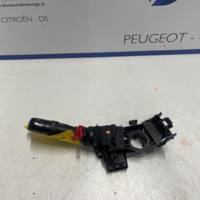 Peugeot 107 1.0 12V Combischakelaar Stuurkolom 2009 6253A0