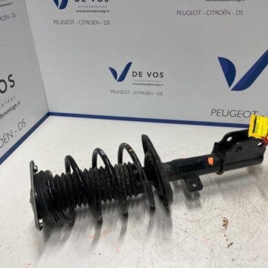Citroen C5 Aircross  Schokdemperpoot rechts-voor 2022 9833696680