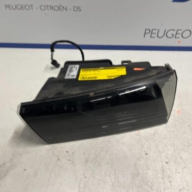 Peugeot 508 1.6 16V PureTech 180 Achterlicht rechts 2019 9813508180