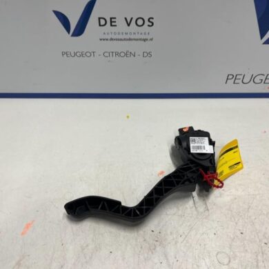 Citroen C3 1.2 Vti 12V PureTech Gaspedaal 2023 9835904480