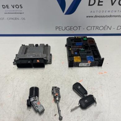 Opel Grandland X 1.5 CDTI 130 Engine management computer YHZ 2020 9832694380-1631630180