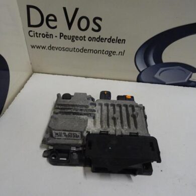 Citroen C3  Start/Stop computer HNZHN01 2017 9819596180