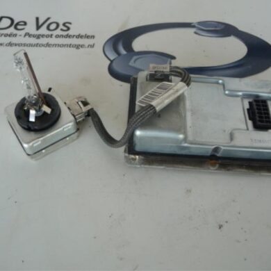 Peugeot 807 2.2 16V Xenon bulb 2005 621696