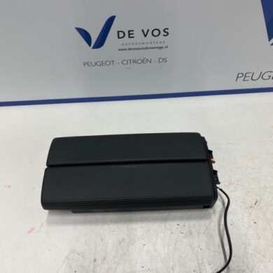 Peugeot 308 1.2 PureTech Hybrid 136 Armleuning 2022 98380381ZE