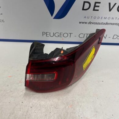 Opel Grandland X 1.2 Turbo 12V Taillight, right 2021 YP00098280