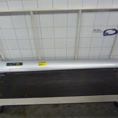 Citroen C3 1.6 16V Side skirt, right 2006 7010R5