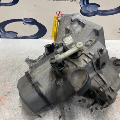 Peugeot 208 1.2 Vti 12V PureTech 82 Gearbox HMZ 2015 9803846280-9678376580-1606864380-1608995480 20CR15