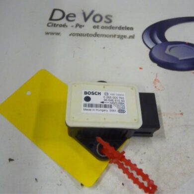 Citroen C4  Anti-roll control sensor 2011 454949-9811627180