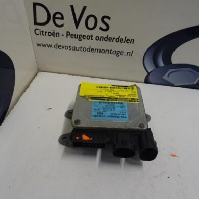Peugeot 1007  Power steering computer NFU 2007 400676