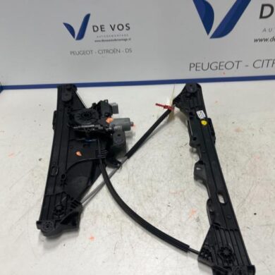 DS Automobiles DS3 Crossback 1.2 12V PureTech 155 Window mechanism 4-door, front left 2018 9828130780