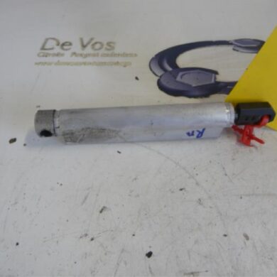 Peugeot 207 1.6 16V Convertible roof gas strut 2010 8446P5