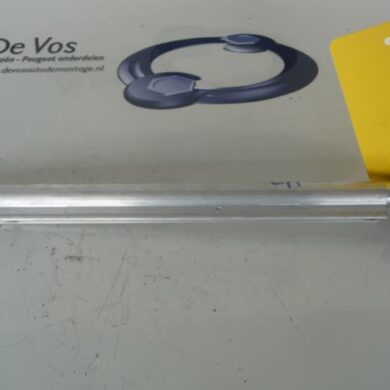 Peugeot 307 2.0 16V Convertible roof gas strut 2005 8446J6