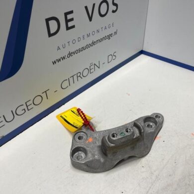 DS Automobiles DS4 1.6 16V PureTech 180 Versnellingsbak Steun 2021 9813721980 20GTBL