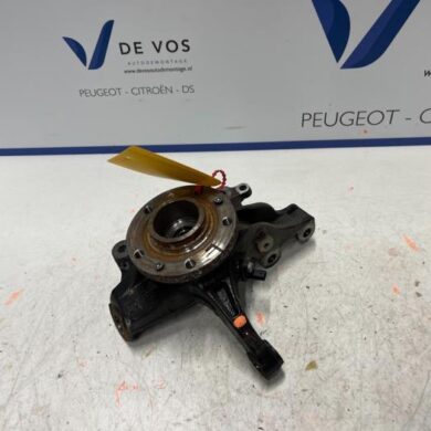 Peugeot 5008  Fusee links-voor 2021 1647857480