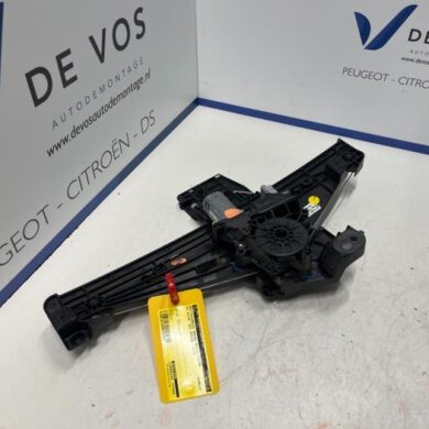 DS Automobiles DS3 Crossback 1.2 12V PureTech 155 Rear door window mechanism 4-door, right 2018 9828219480