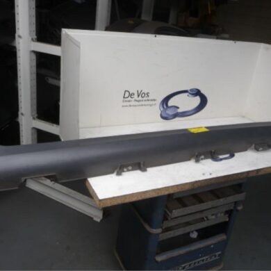 Peugeot 207  Side skirt, right 2007 7010V8