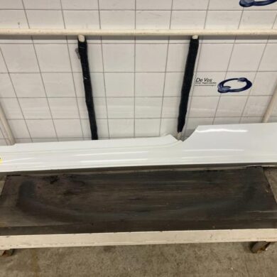 Peugeot RCZ 1.6 16V THP Side skirt, left 2011 7009R1