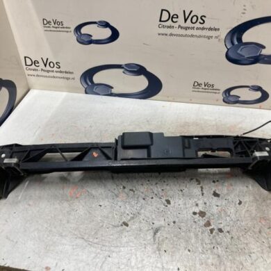 Peugeot 3008  Slotplaat voor 2020 9824055880-9814191780