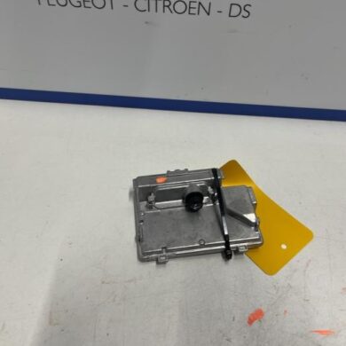 Peugeot 308 1.5 Blue HDi 130 16V Camera voorzijde 2021 1681927480-1688992280-9844391980