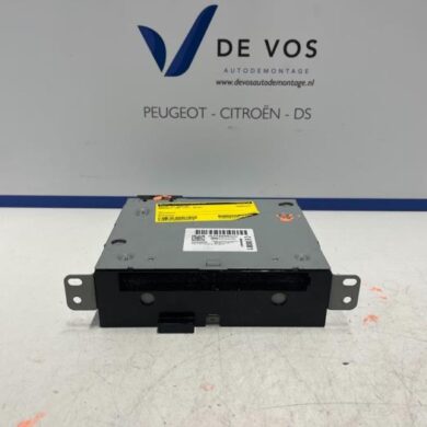 Peugeot 308 1.2 12V VTi PureTech 82 Radio CD Speler 2014 1611893280-1616456280-9677204580