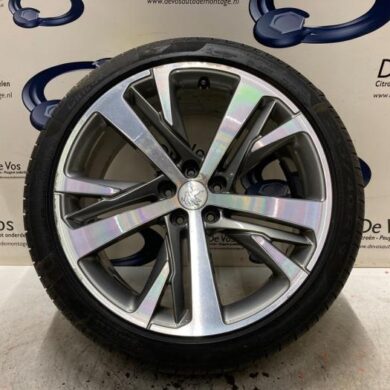 Peugeot RCZ  Wheel + tyre 2014 98006842VX