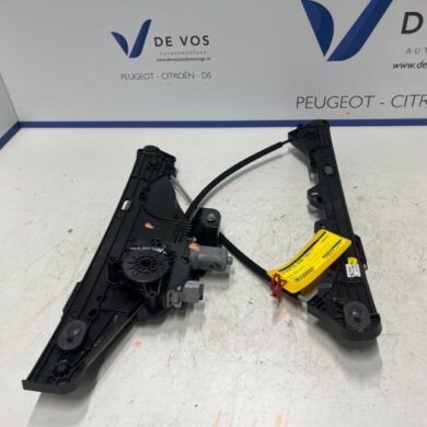 DS Automobiles DS3 Crossback 1.2 12V PureTech 155 Window mechanism 4-door, front right 2018 9828130680