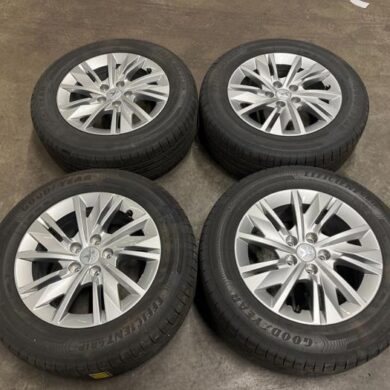 Peugeot 508  Velgen set + banden 2021 98141177VX