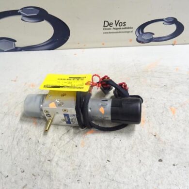 Peugeot 206 1.6 16V Convertible motor 2002 8446G0