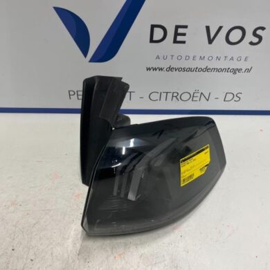 Peugeot 5008  Achterlicht rechts 2022 9836231580
