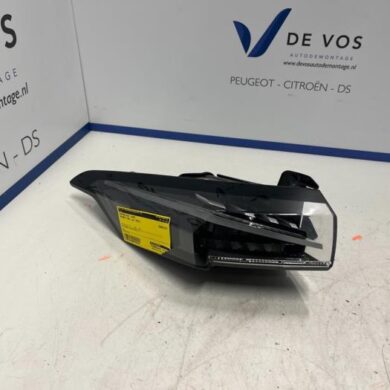 Peugeot 308 1.5 Blue HDi 130 16V Achterlicht links 2021 9835299580