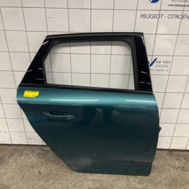 Peugeot 308 1.2 PureTech Hybrid 136 Portier 4Deurs rechts-achter 2022 9841570380