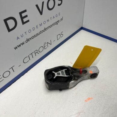 Citroen C5 Aircross  Gearbox mount 2022 9811786680