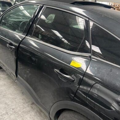 Citroen C4 1.2 PureTech 130 12V Portier 4Deurs links-achter 2021 9834273080