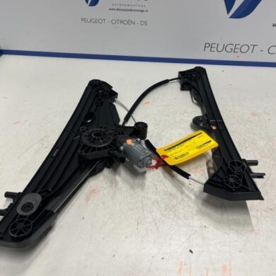 Peugeot 308 1.5 Blue HDi 130 16V Ruitmechaniek 4Deurs rechts-voor 2021 9830815180