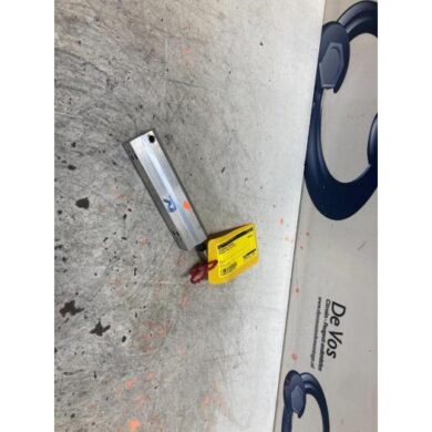 Peugeot 206 1.6 16V Convertible roof gas strut 2003 8446G5