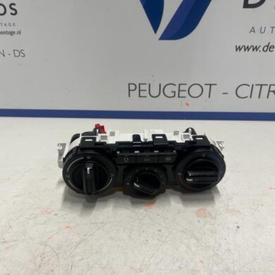 Citroen C3 1.2 Vti 12V PureTech Kachel Bedieningspaneel 2017 1618028580-9823822680-9815396877