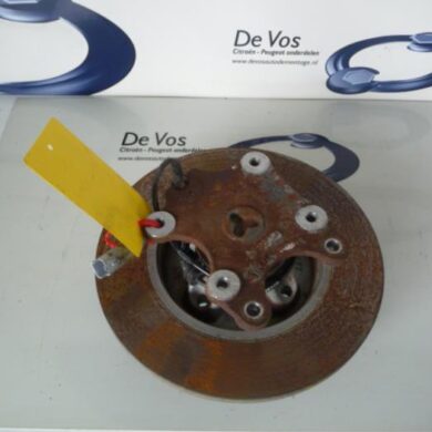 Citroen DS4 1.6 e-HDi 16V 115 Rear hub 2013 424946-517645