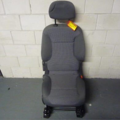 Peugeot Partner 1.6 HDI 90 16V Seat, right 2009 8846Z7-8846Z0